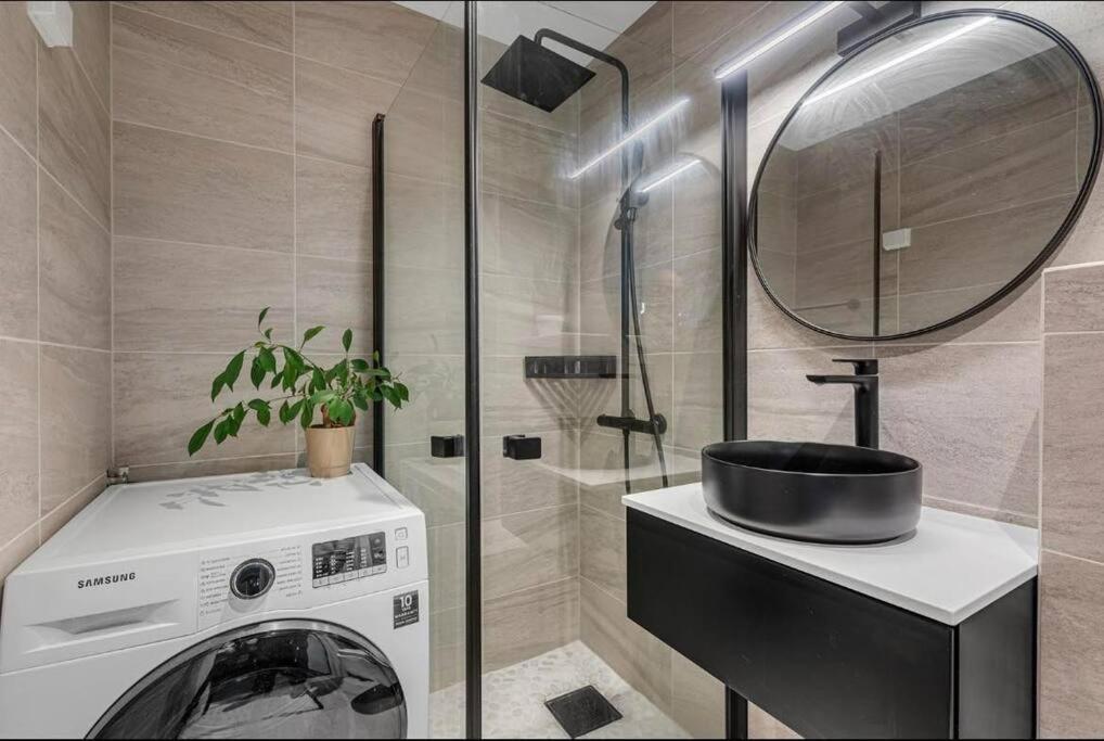 Newly Renovated - Oslo Downtown Apartamento Exterior foto